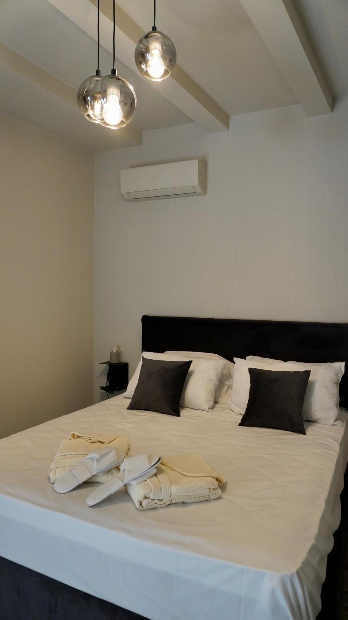 Vicolo San Gaetano -Luxury Rooms- Catânia Exterior foto